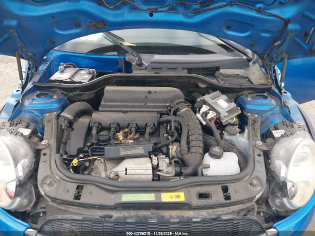 2010 MINI COOPER S CLUBMAN WMWMM3C59ATP76641 Photo 9