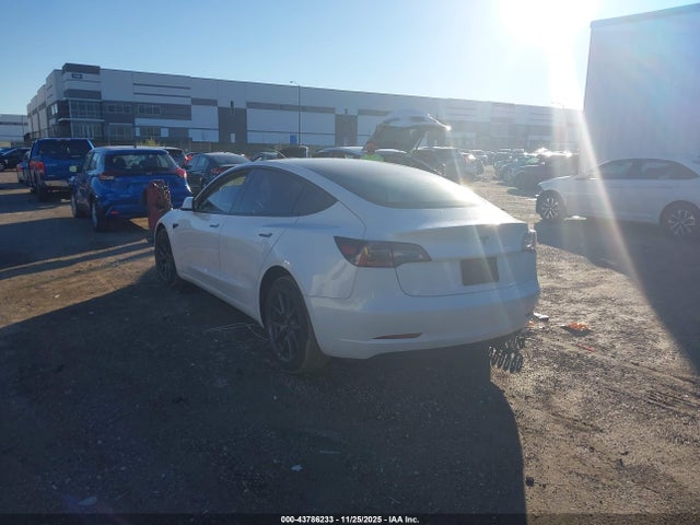 2023 TESLA MODEL 3 5YJ3E1EA4PF447853 Photo 2
