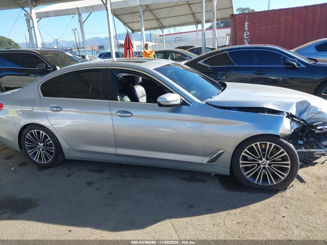 WBAJE5C53JWA93900 BMW 540I