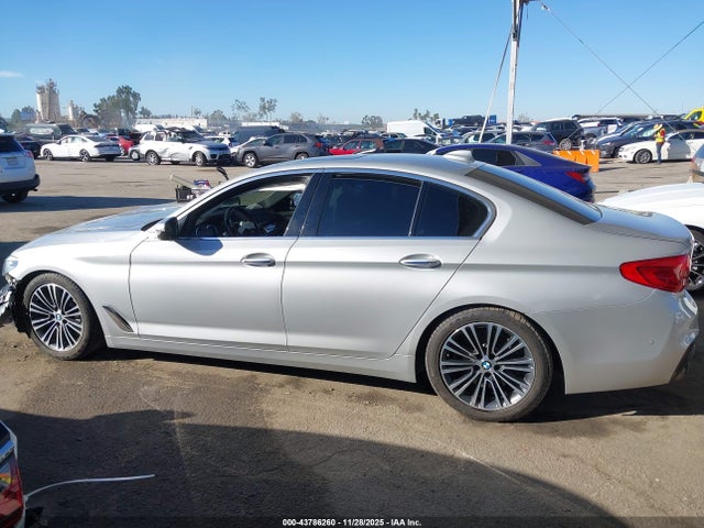WBAJE5C53JWA93900 BMW 540I