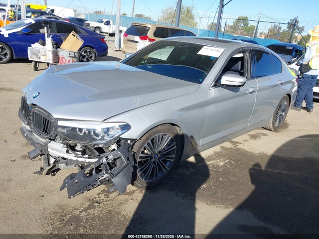 2018 BMW 540I WBAJE5C53JWA93900 Photo 1