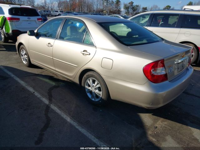 2004 TOYOTA CAMRY 4T1BF32K64U582459 Photo 2