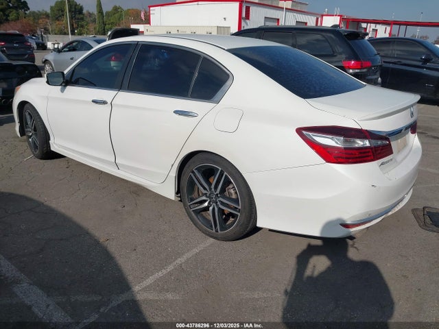 1HGCR2F5XHA107825 Honda Accord Sport