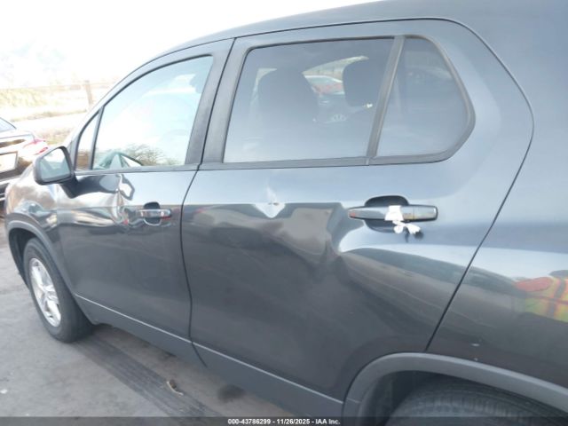 2019 CHEVROLET TRAX 3GNCJNSB6KL226322 Photo 5