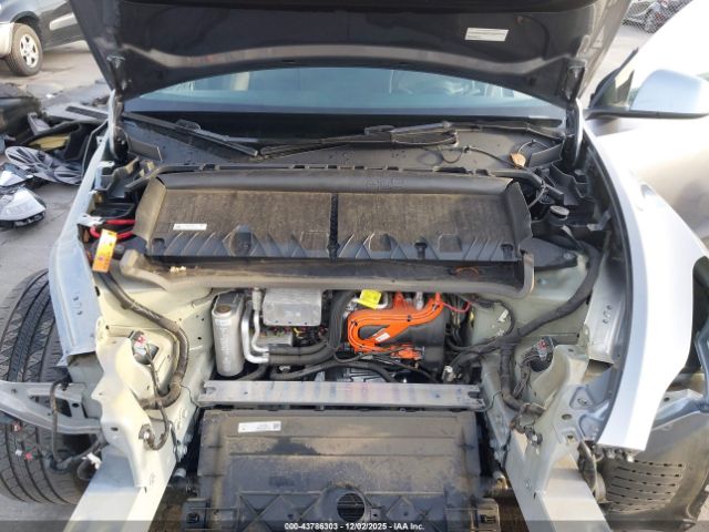 2024 TESLA MODEL Y 7SAYGDEE4RF165691 Photo 9