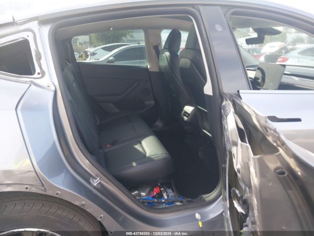 2024 TESLA MODEL Y 7SAYGDEE4RF165691 Photo 7