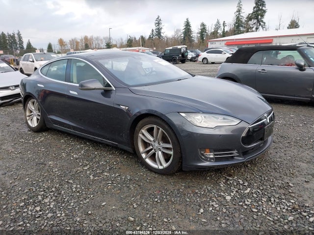 2015 TESLA MODEL S 5YJSA1H29FFP70676 Photo 0