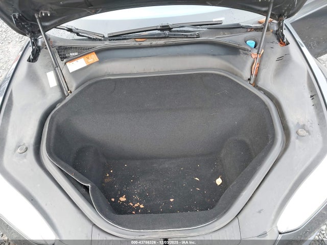2015 TESLA MODEL S 5YJSA1H29FFP70676 Photo 9