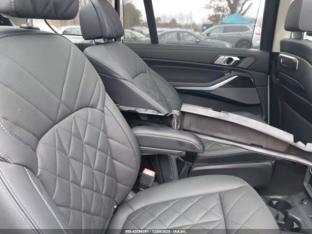 2024 BMW X7 5UX23EM09R9S89572 Photo 7