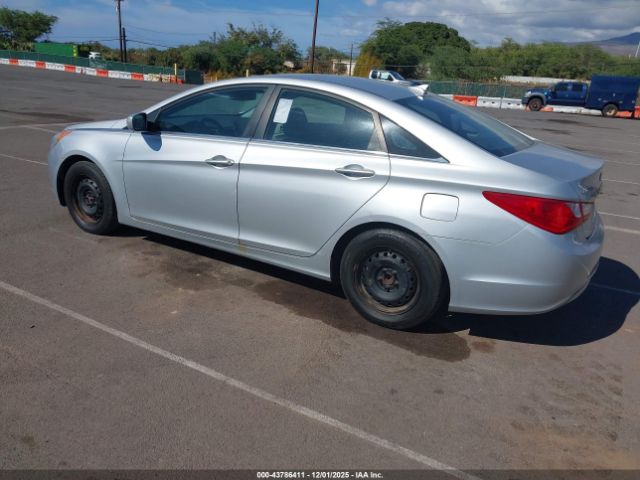 2013 HYUNDAI SONATA 5NPEB4ACXDH759070 Photo 2
