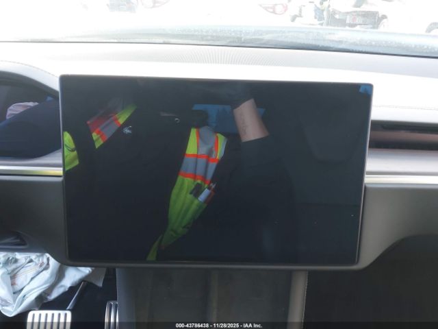 2024 TESLA MODEL X 7SAXCBE54RF435319 Photo 6