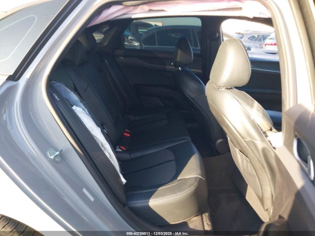 2023 KIA K5 5XXG64J21PG222351 Photo 7