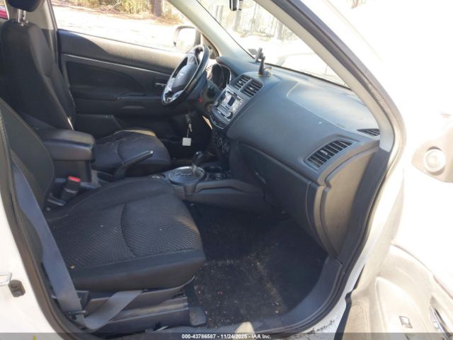 2016 MITSUBISHI OUTLANDER SPORT JA4AR3AW8GZ025436 Photo 4