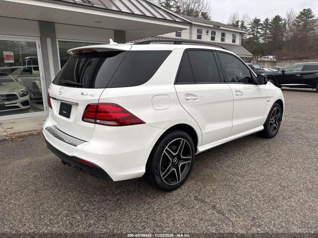 2018 MERCEDES-BENZ AMG GLE 43 4JGDA6EB6JB072804 Photo 3