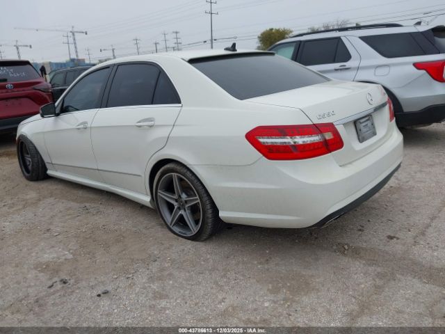 2011 MERCEDES-BENZ E 550 WDDHF7CB0BA358273 Photo 2