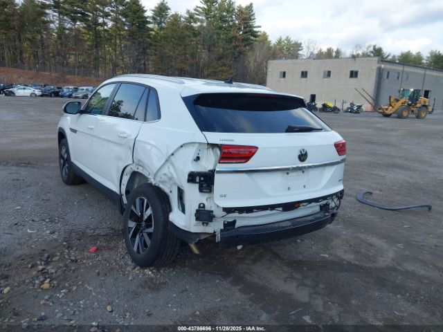 2023 VOLKSWAGEN ATLAS CROSS SPORT 1V2LC2CAXPC218328 Photo 2
