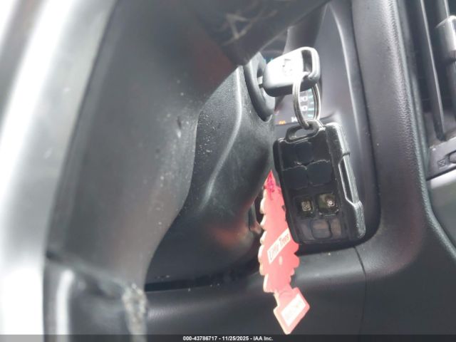 2015 CHEVROLET SILVERADO 1500 3GCUKRECXFG157302 Photo 10