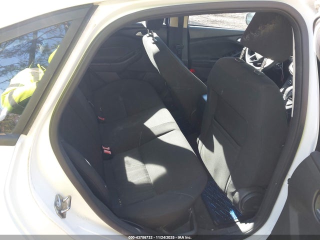 Продаж на аукціоні авто 2016 Ford Focus Se, vin: 1FADP3F25GL264210, номер лоту: 43786732