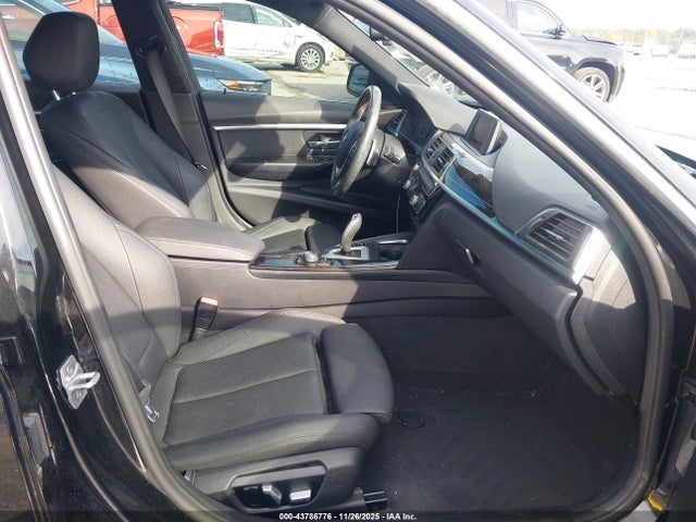 2017 BMW 330E WBA8E1C31HA159306 Photo 4