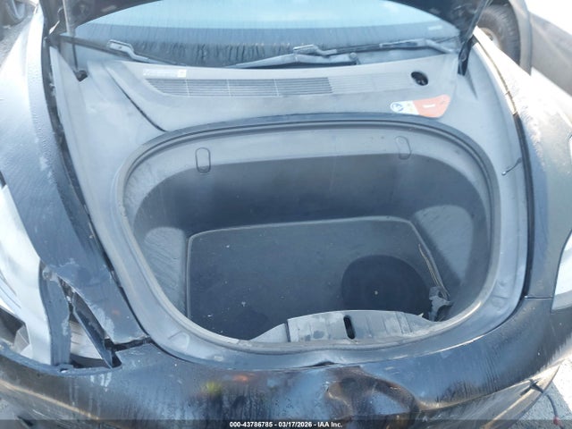 2017 TESLA MODEL 3 5YJ3E1EA7HF000404 Photo 9