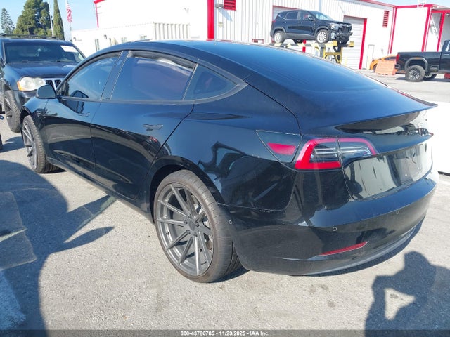 2017 TESLA MODEL 3 5YJ3E1EA7HF000404 Photo 2