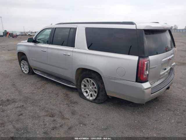 2018 GMC YUKON XL 1GKS2GKC7JR373377 Photo 2