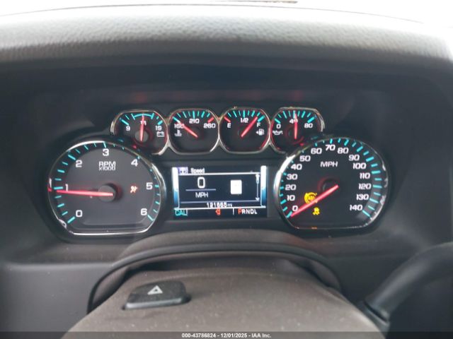 2018 GMC YUKON XL 1GKS2GKC7JR373377 Photo 6