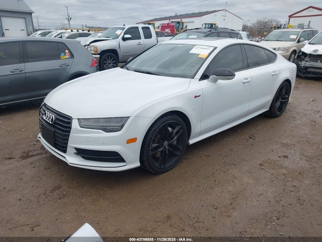 2016 AUDI A7 WAUWGAFC6GN038100 Photo 1