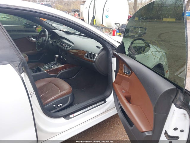2016 AUDI A7 WAUWGAFC6GN038100 Photo 4