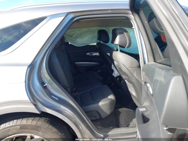 2023 GENESIS GV70 KMUMADTB7PU138167 Photo 7