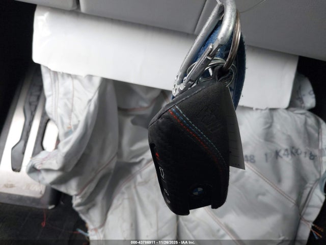 2025 BMW XM 5YM23CS07S9X67221 Photo 10