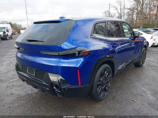 2025 BMW XM 5YM23CS07S9X67221 Photo 3