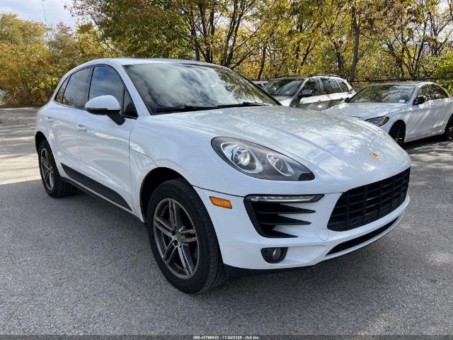 2016 PORSCHE MACAN WP1AB2A53GLB42337 Photo 0