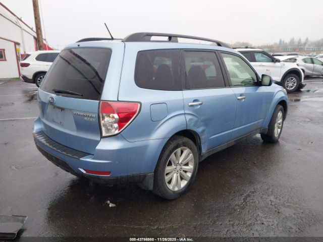 2012 SUBARU FORESTER JF2SHADC8CH438350 Photo 3