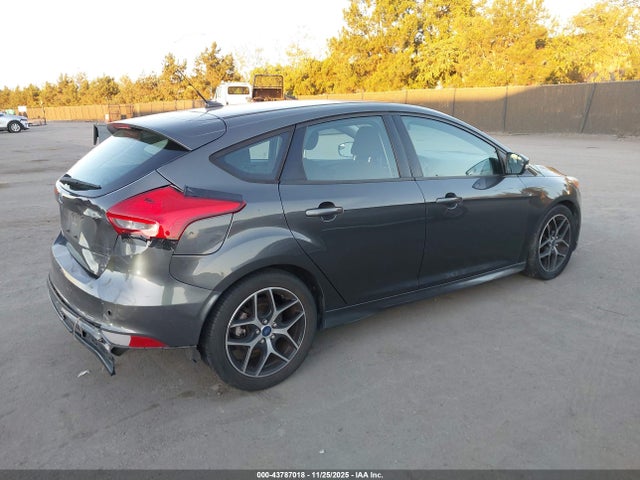2015 FORD FOCUS 1FADP3K21FL294289 Photo 3