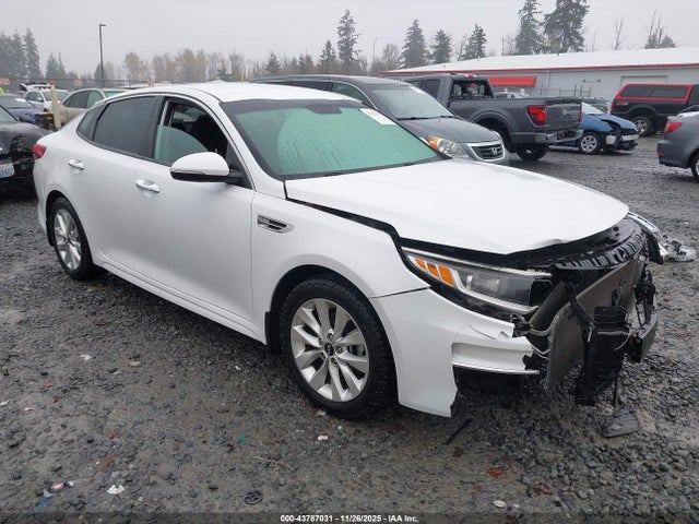 KIA Optima Lx 2018 5XXGT4L34JG255737 Image 1