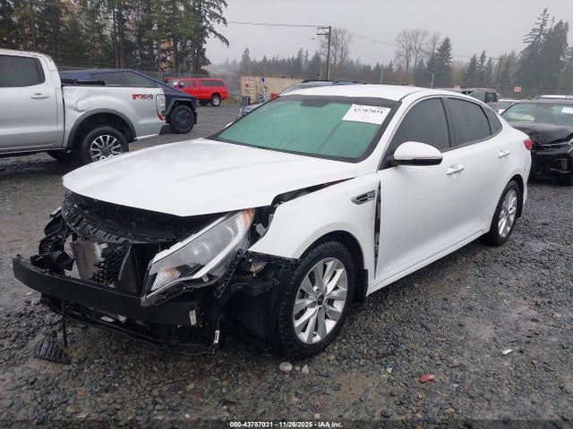 KIA Optima Lx 2018 5XXGT4L34JG255737 Image 2