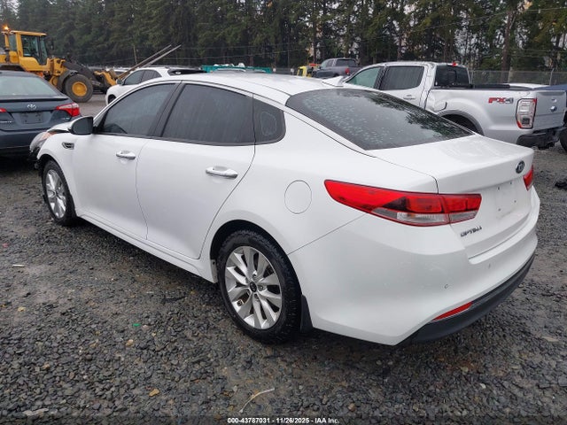 KIA Optima Lx 2018 5XXGT4L34JG255737 Image 3