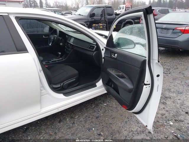 KIA Optima Lx 2018 5XXGT4L34JG255737 Image 5