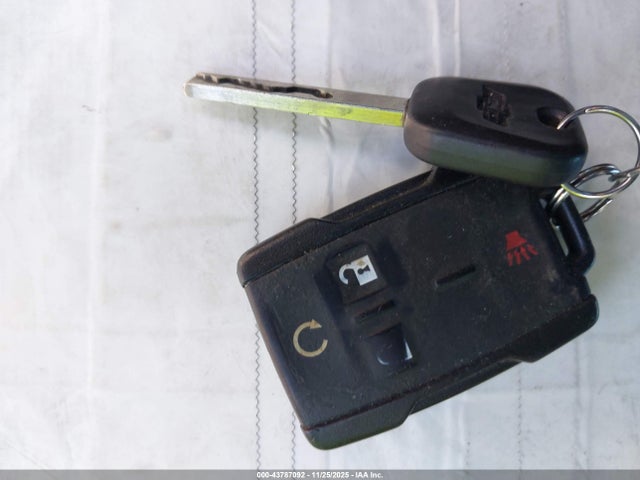 2017 CHEVROLET SILVERADO 1500 3GCPCREC8HG379771 Photo 10