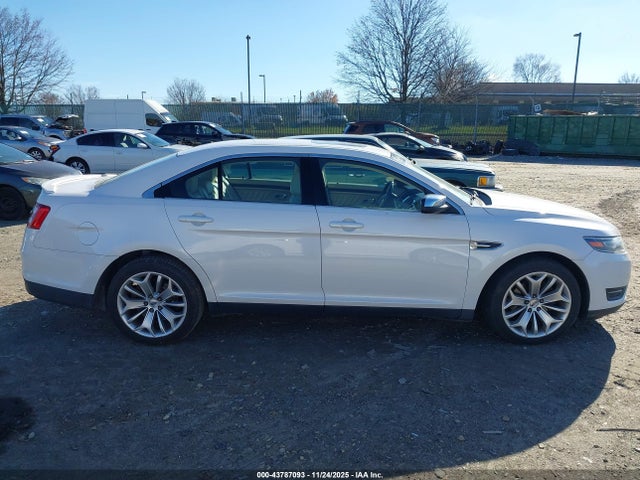 Продаж на аукціоні авто 2016 Ford Taurus Limited, vin: 1FAHP2F85GG142861, номер лоту: 43787093