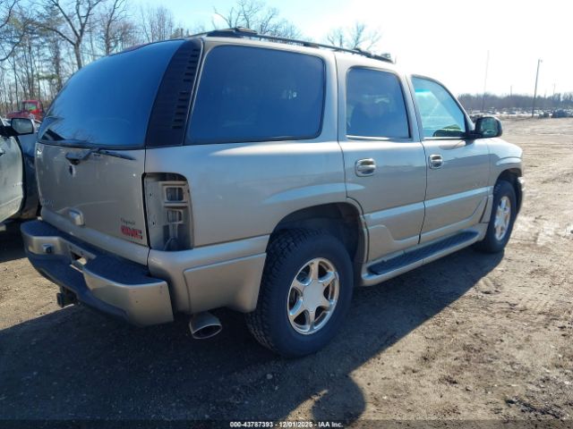 2002 GMC YUKON 1GKEK63UX2J323023 Photo 3