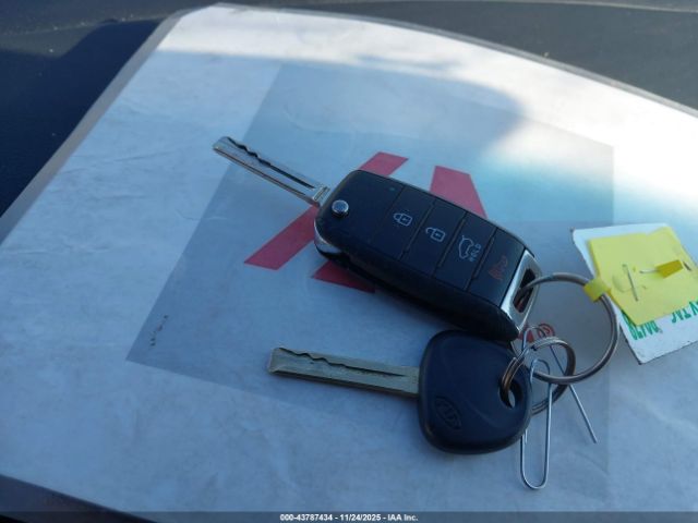 2016 KIA SOUL KNDJN2A23G7308945 Photo 10