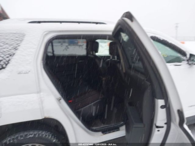 2011 GMC TERRAIN 2CTALWECXB6205194 Photo 7