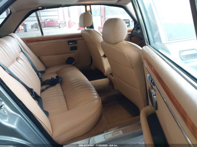 1987 JAGUAR XJ6 SAJAV1343HC472912 Photo 7