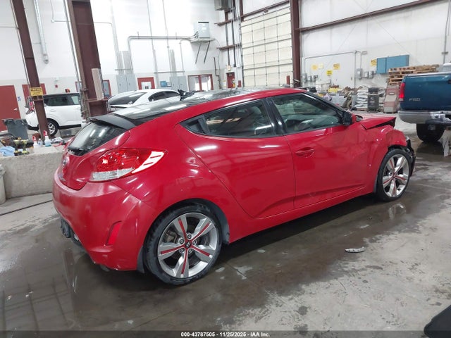 2012 Hyundai Veloster Base W/red/black მანქანა იყიდება აუქციონზე, vin: KMHTC6AD2CU053221, აუქციონის ნომერი: 43787505