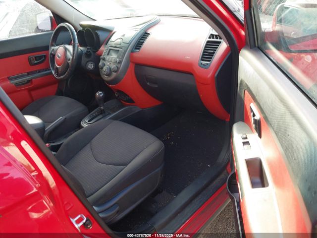 2010 KIA SOUL KNDJT2A2XA7046578 Photo 4