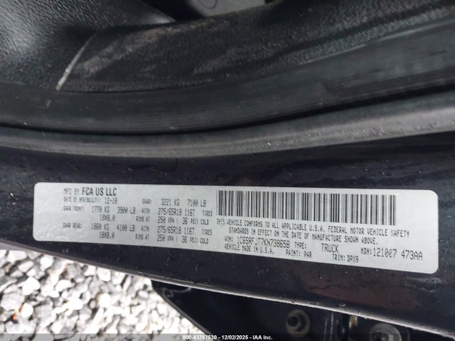 43787530 :رقم المزاد ، 1C6SRFJT7KN738658 vin ، 2019 Ram 1500 Laramie  4x4 5'7 Box مزاد بيع