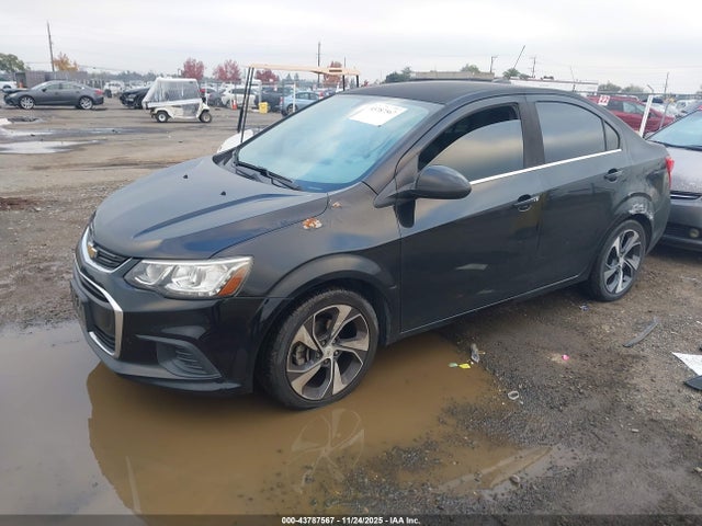 Chevrolet Sonic Premier Auto 2017 1G1JF5SB4H4135476 Image 2
