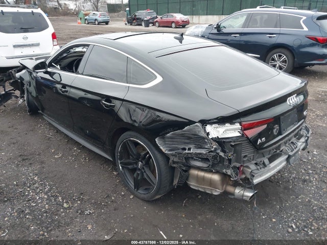 2018 AUDI A5 WAUENCF59JA062002 Photo 2